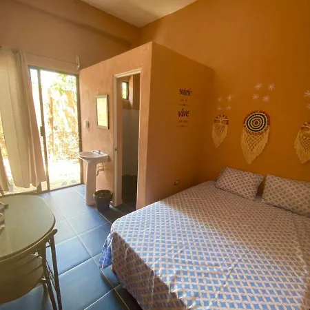 Casa Lol-Cab Hostal Valladolid  Exterior photo